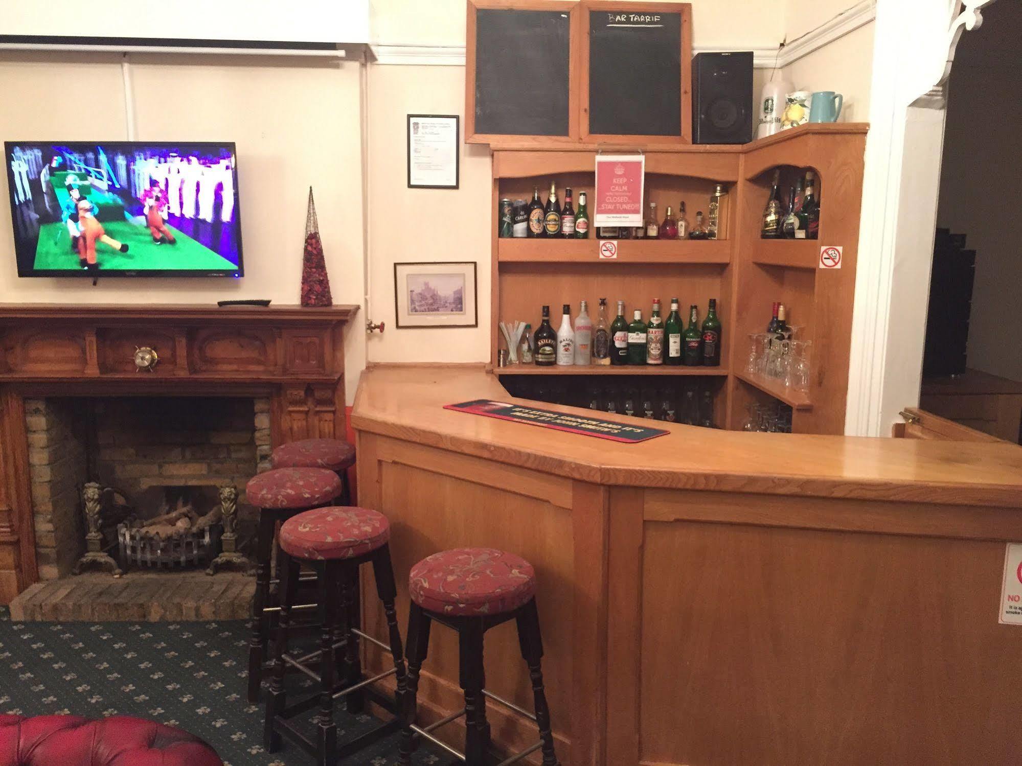 Welbeck Hotel - Close To Beach, Train Station & Southend Airport Esterno foto