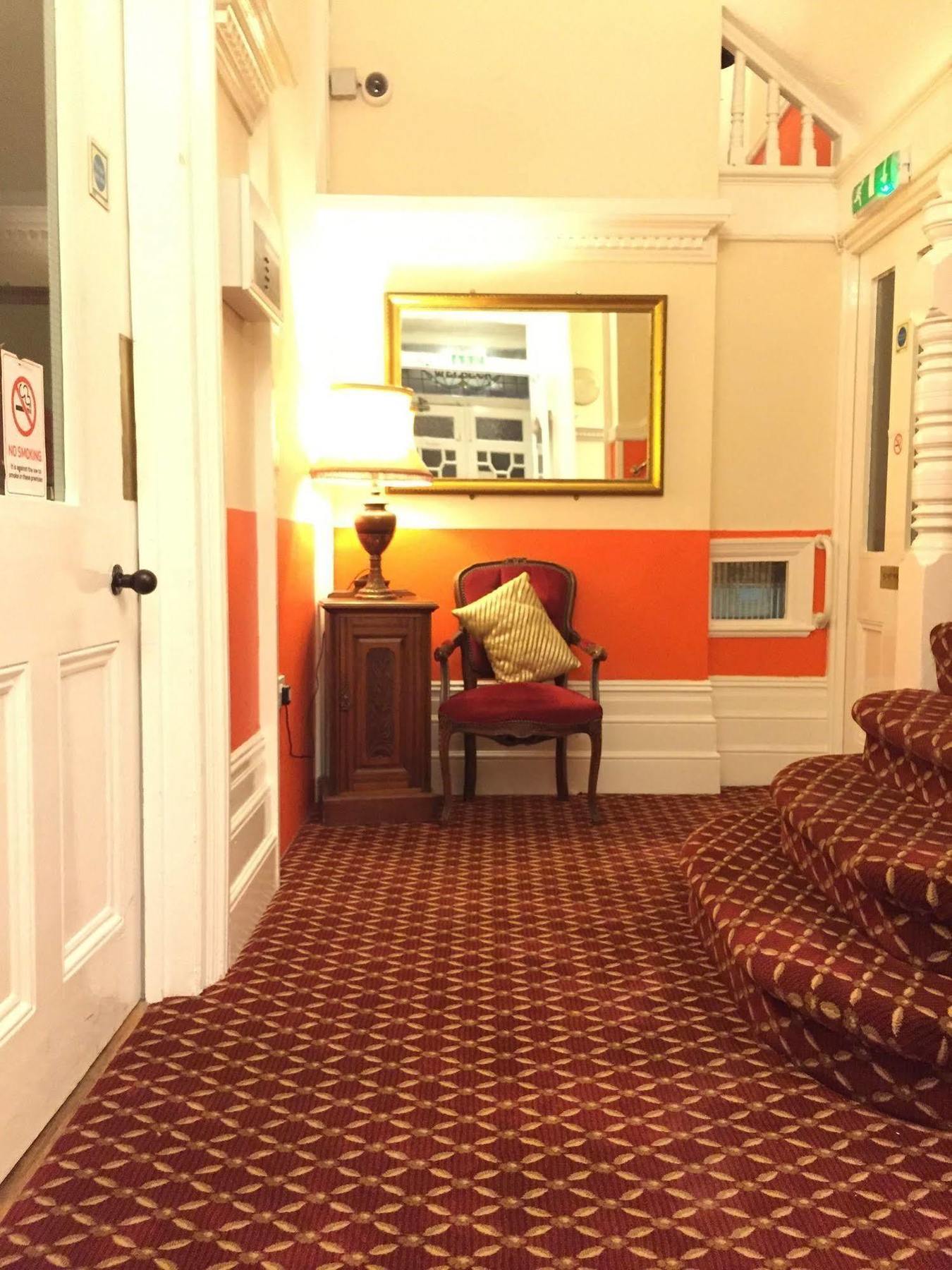Welbeck Hotel - Close To Beach, Train Station & Southend Airport Esterno foto